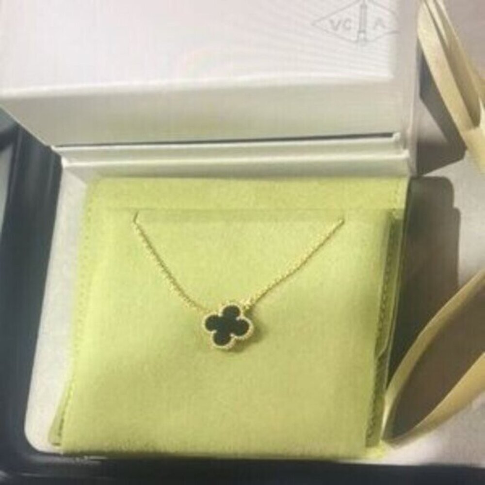 Authentic Van Cleef & Arpels Vintage Alhambra 18K Yellow Gold Necklace